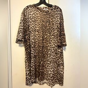 Fashion Nova Leopard Print Short Sleeve Tee